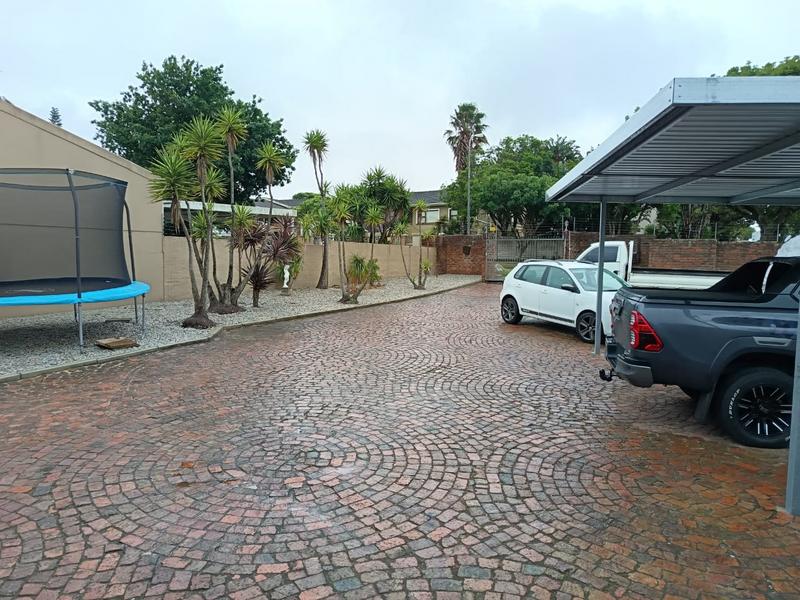 4 Bedroom Property for Sale in Kunene Park Eastern Cape